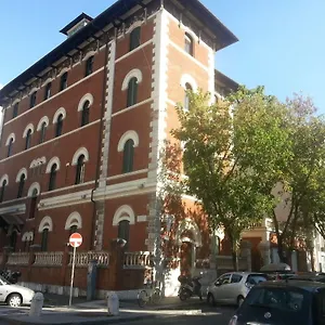 Alojamento de Acomodação e Pequeno-almoço Farnese Design